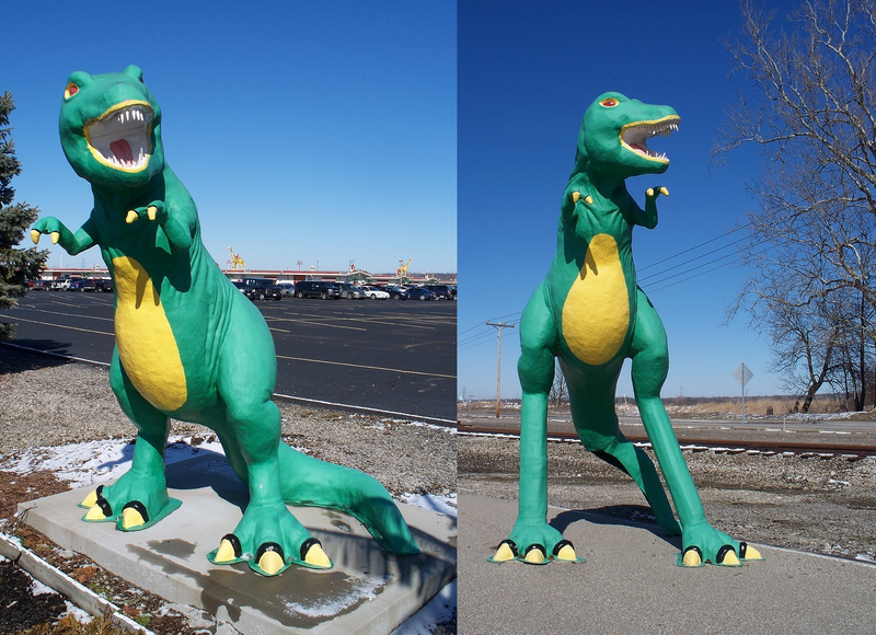 Illustration for article titled These Are The Weirdest Dinosaur Statues Ever